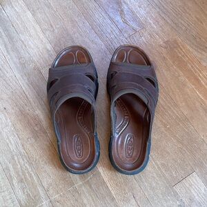 Keen Men's Brown Slide Sandals